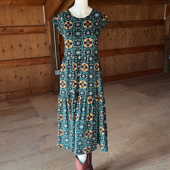 Mata Traders Dresses & Skirts - Mata Traders Tiered Teal Tile Jersey Dress